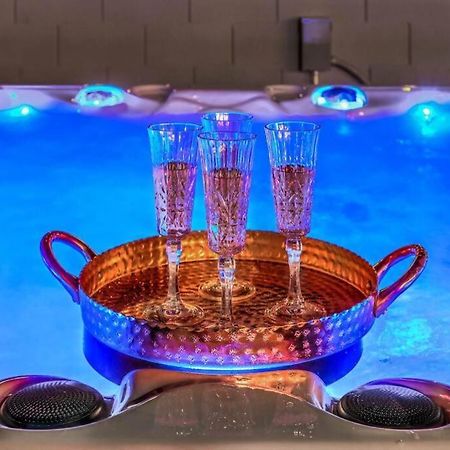Cozy Desert Retreat - Pool, Spa, Views Henderson Ngoại thất bức ảnh