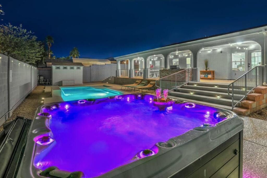 Cozy Desert Retreat - Pool, Spa, Views Henderson Ngoại thất bức ảnh